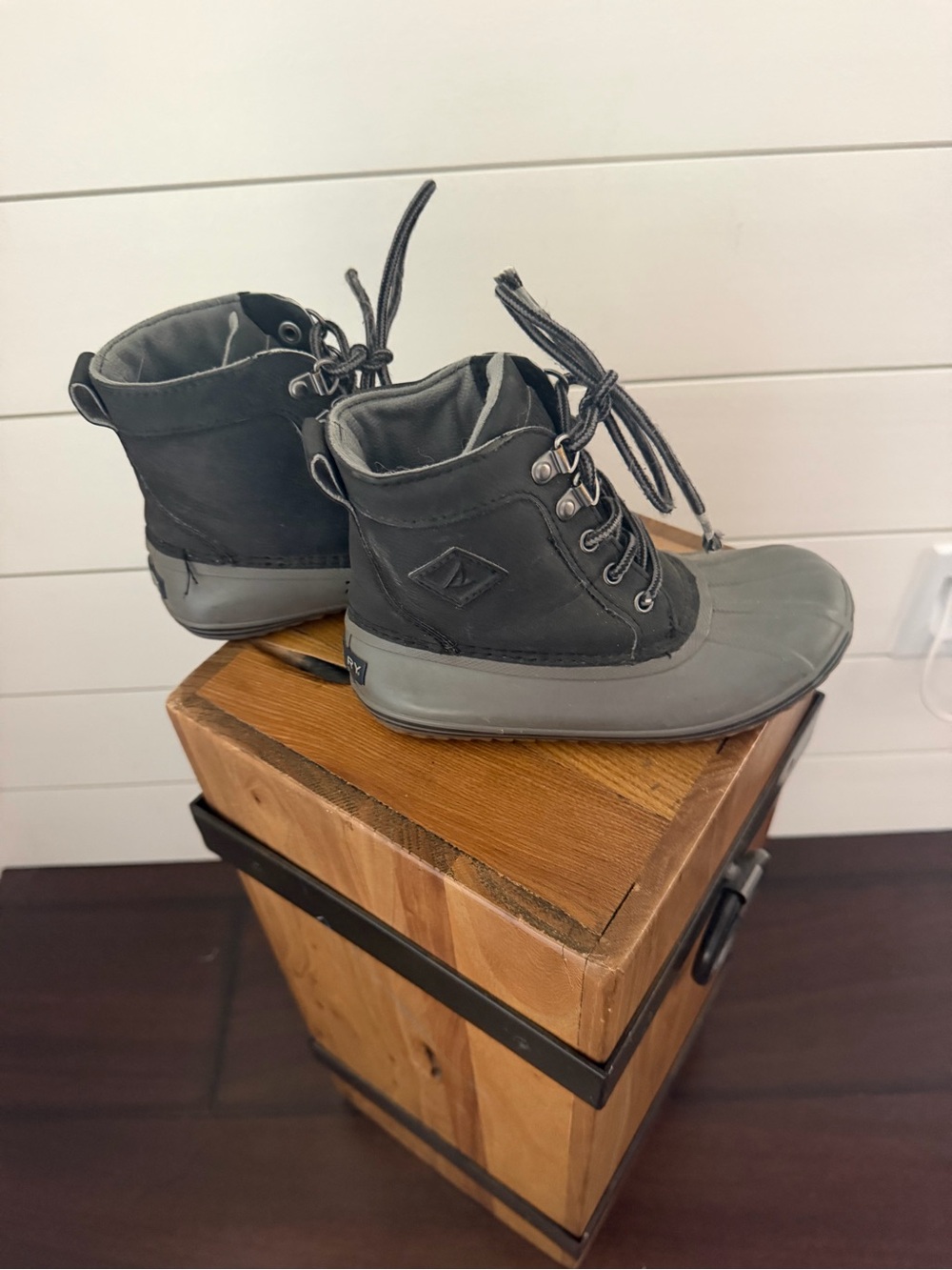 Sperry Kids Gray Lace-Up Rain Boots